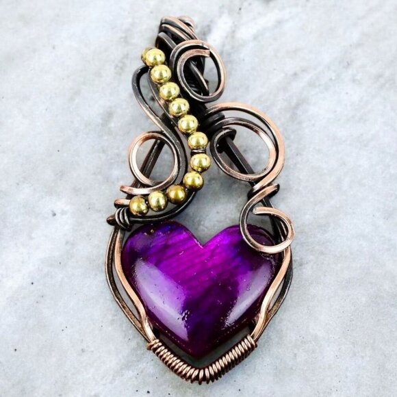Purple Fire Labradorite Heart Pendant – Copper Wire Wrapped Necklace | Handmade - Picture 1 of 15